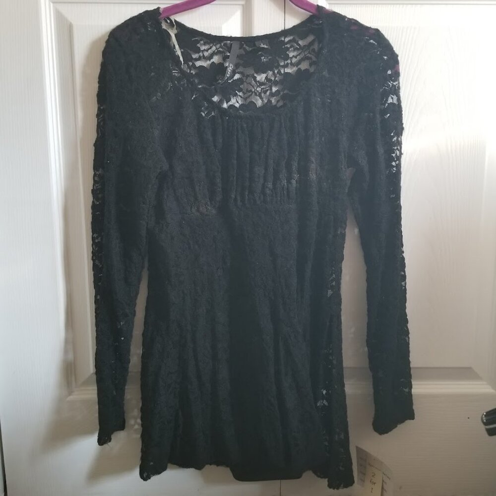 Skye's the Limit Women's Blouse Small Black Floral Lace Layered Goth Brand New